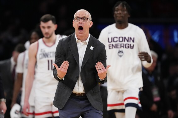 Men s college basketball AP News